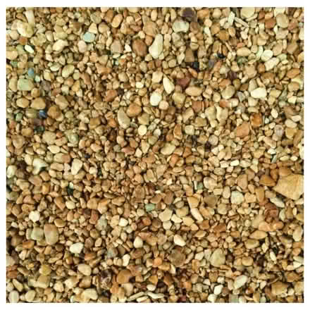 Photo of Small shingle / gravel (Chalfont Common, SL9) #1
