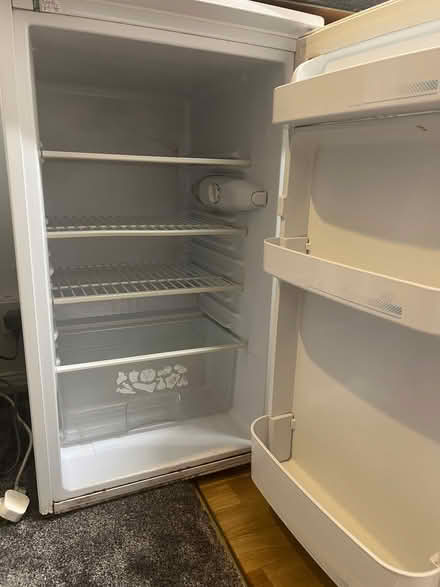 Photo of free Under counter fridge & freezer (Maybury Hill GU22) #2