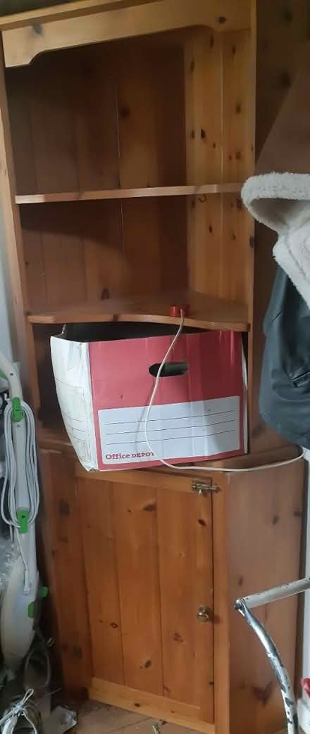 Photo of free Corner unit solid wood today only (South Heath HP16) #2