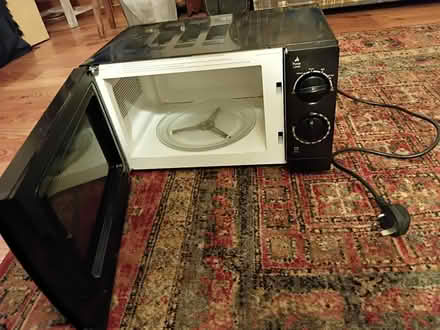 Photo of free Microwave (Newhaven EH6) #2