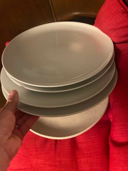 Photo of free Box of cups/pates/glasses (W2 5PB) #4