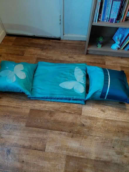 Photo of free Teal satin bedding set (Rowner PO13) #1
