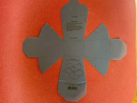 Photo of free Fold up takeout box pattern (Sunnyvale (Wolfe)) #1