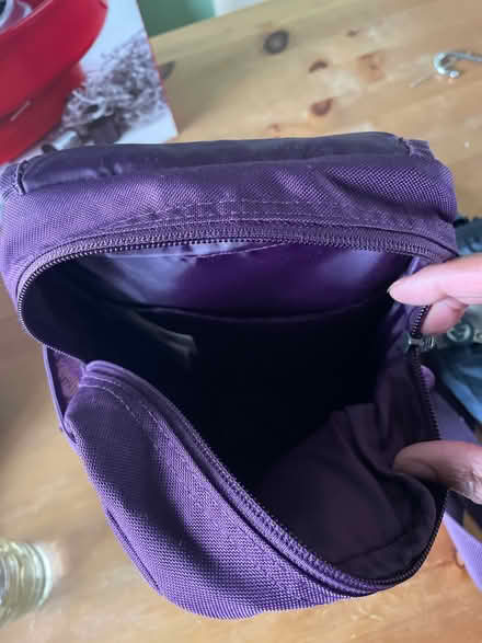 Photo of free Wimbledon Bottle holder, small bag and glass diffuser (Latchmere SW11) #3