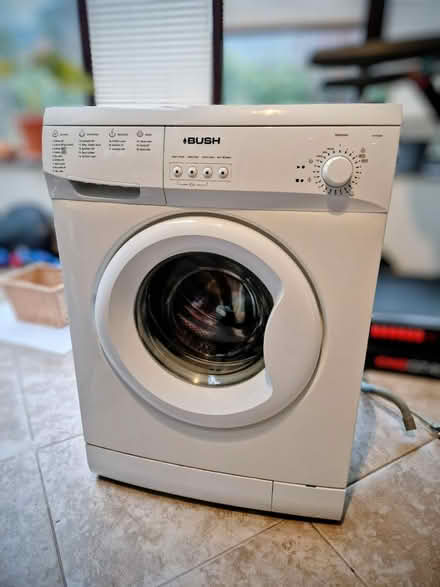 Photo of free Washing Machine - working/repair (Markfield LE67) #1