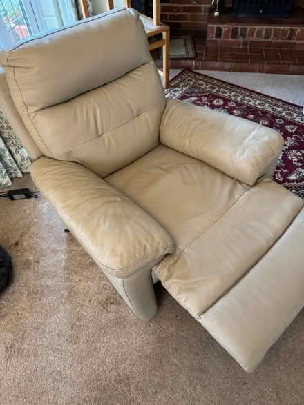 Photo of free Lounge reclining cairs (BR2) #4