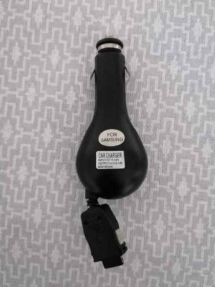 Photo of free Samsung car charger. (Langney BN23) #2