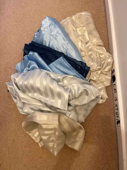 Photo of free Satin bedding (Chingford Mount E4) #1