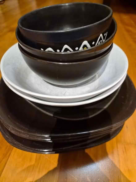 Photo of free Dishware (Yonge & Bloor) #2