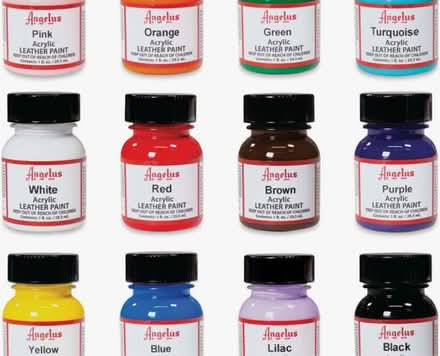 Photo of Leather or fabric paint (19802) #1