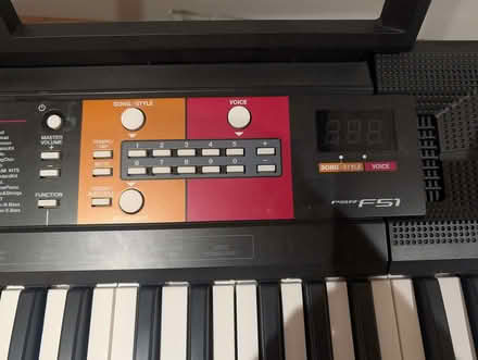 Photo of free Yamaha PSR-FS1 keyboard (Old Hutton LA8) #3