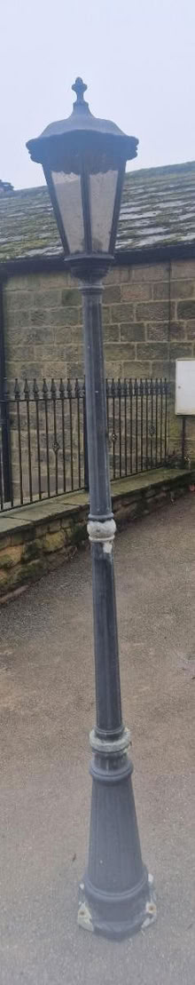 Photo of free Outside light (Guiseley) #1