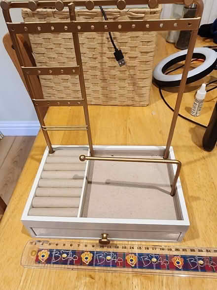 Photo of free Jewelery organiser (Portchester PO16) #1