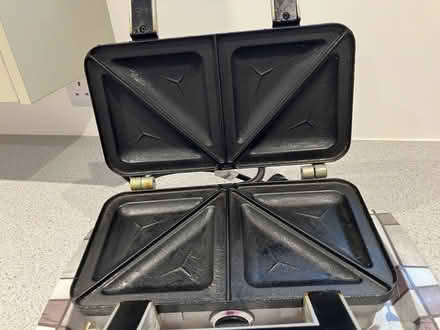 Photo of free Sandwich toaster (Seaside BN22) #1