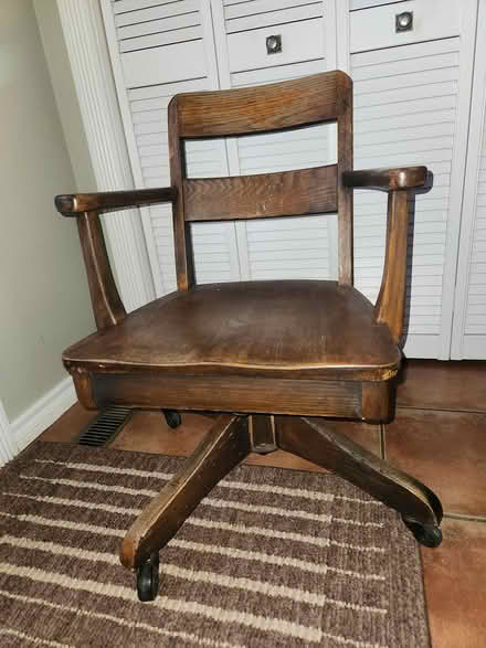 Photo of free Old office chair (Glen Allen) #1