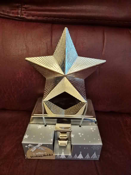 Photo of free Xmas stocking hanger (Station Area RG21) #1