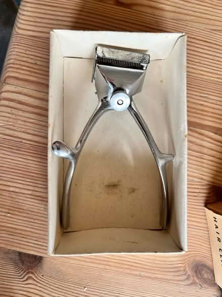 Photo of free Vintage hair clippers (TW12 - Hampton Hill) #2