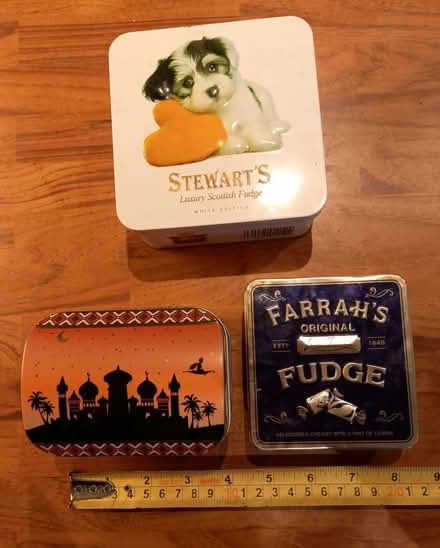 Photo of free 3 tins (Twyford RG10) #1