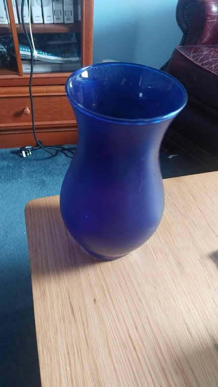 Photo of free Blue vase (Burgess Hill RH15 8NU) #2