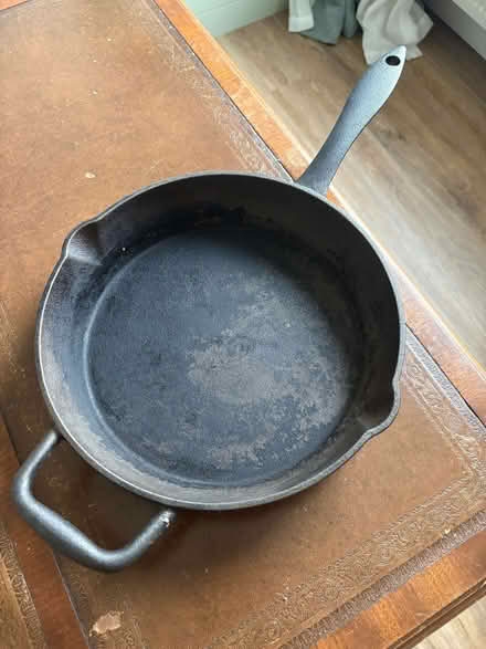 Photo of free Carbon Steel Wok + Cast Iron Skillet (Forest Gate E7) #4