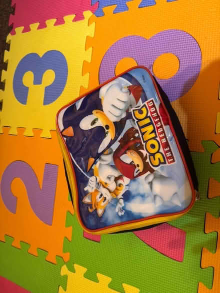Photo of free Sonic The Hedgehog lunch bag (Hemel Hempstead HP2) #1