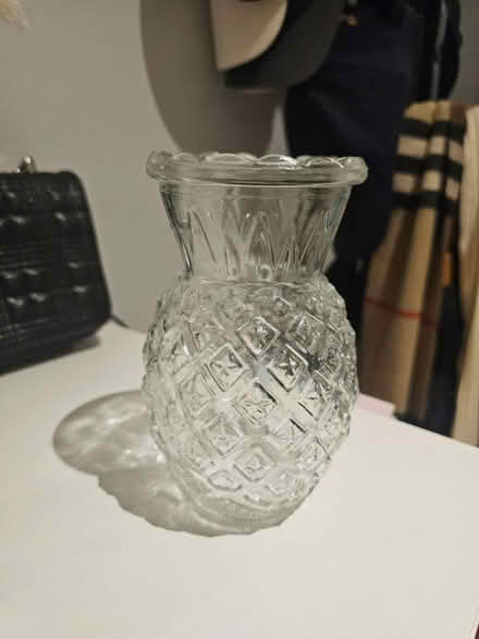 Photo of free Vase - looks like a pineapple (Oval Quarter SW9) #1