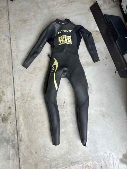 Photo of free wet suit (Ross) #1