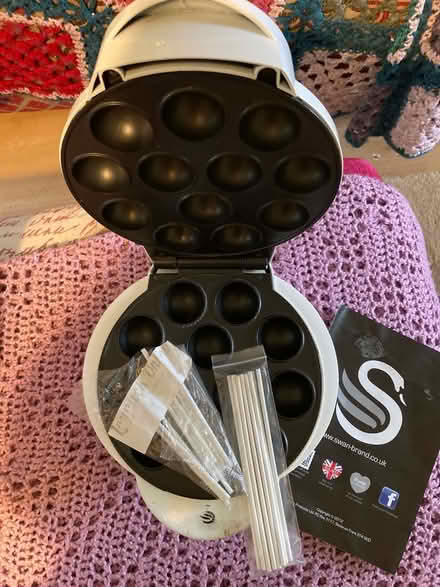 Photo of free Pop cake maker (Great Leighs CM3) #2