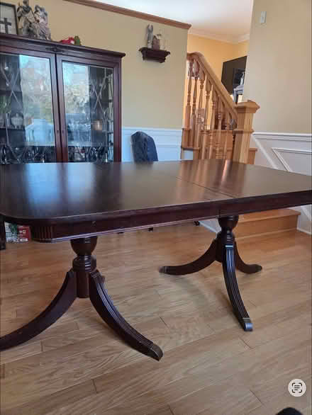 Photo of free Dining room table and chairs (Florham Park n.j.) #1