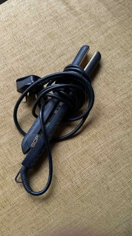 Photo of free SCP hair straighteners (TW11, Teddington) #1