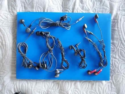 Photo of free Earphones (Kilmacanogue /D 8, flexible) #1