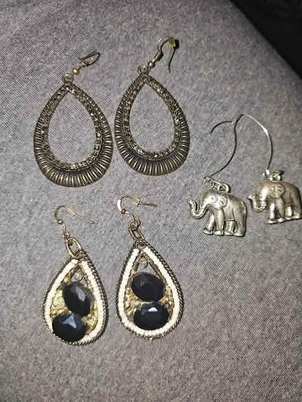 Photo of free Earrings (Bronx) #1