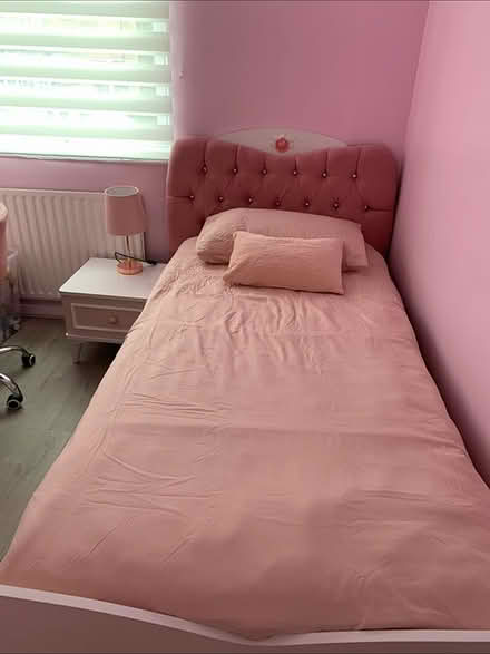 Photo of free Furniture for girls’ room (Southwark) #2