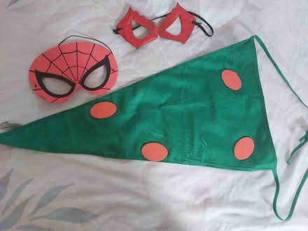 Photo of free Children's dress up (Wrose BD2) #1