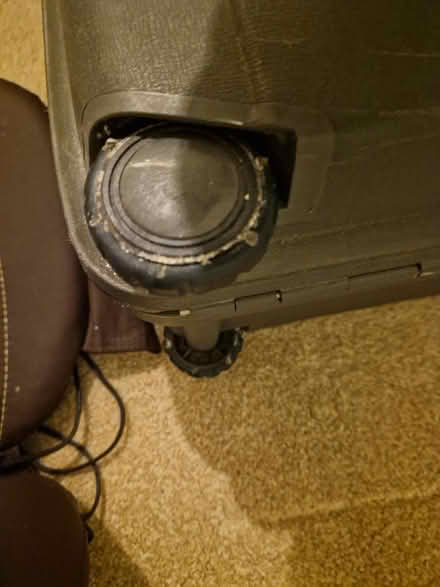 Photo of free Grey large suitcase (Sparkhill B13) #3