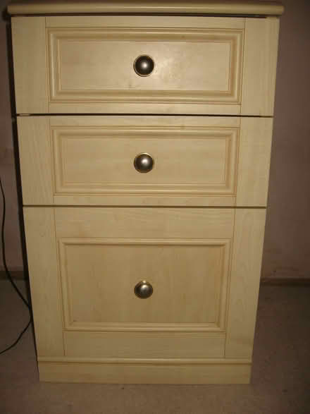 Photo of free Drawer unit (Verwood BH31) #1
