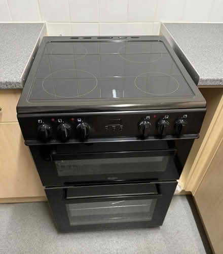 Photo of free Home moving , giving furnitures (Sw8 2bh) #2