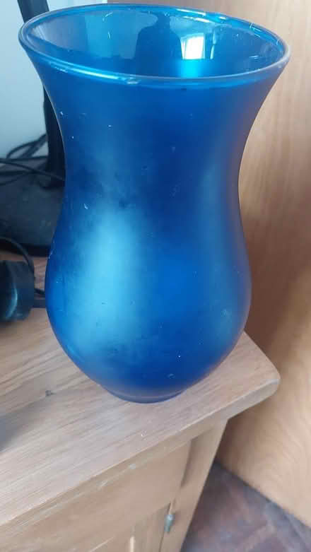 Photo of free Blue vase (Burgess Hill RH15 8NU) #1