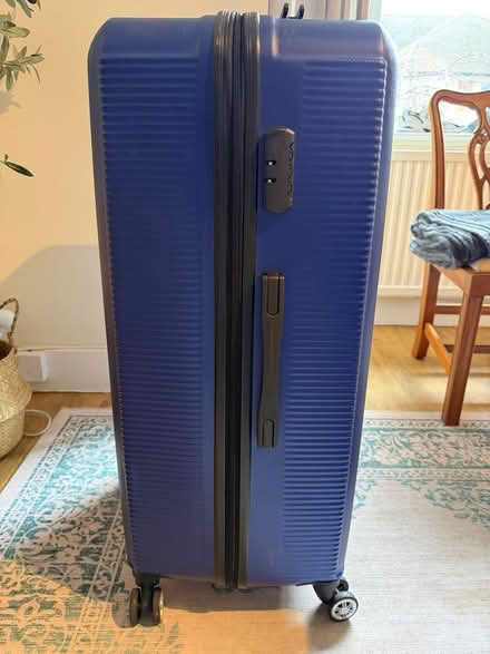 Photo of free Large suitcase (Wimbledon SW19) #2