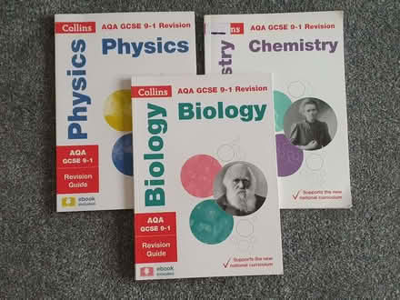 Photo of free GCSE Study Guides Various Subjects (Greenstead CO4) #1
