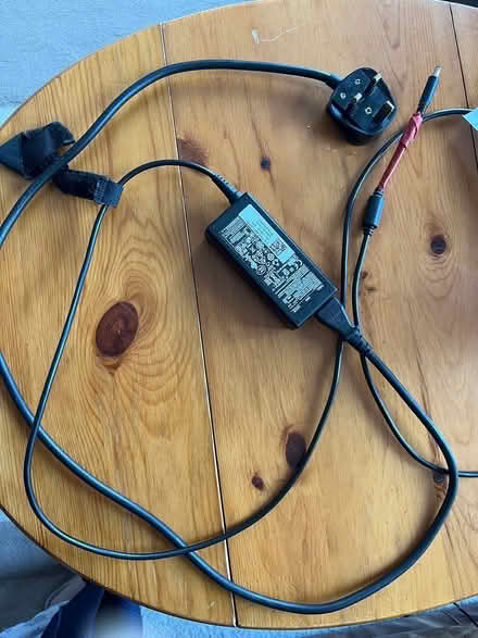 Photo of free Dell computer lead (CM12) #2