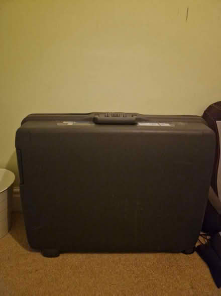 Photo of free Grey large suitcase (Sparkhill B13) #1