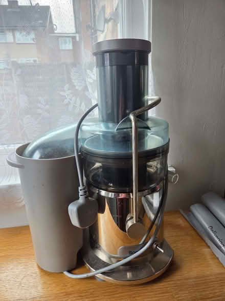 Photo of free Fruit Juicer (Palmers Green N13) #1