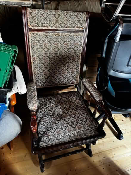 Photo of free Antique Rocking Chair / c.1920 (TN2 3HT) #1