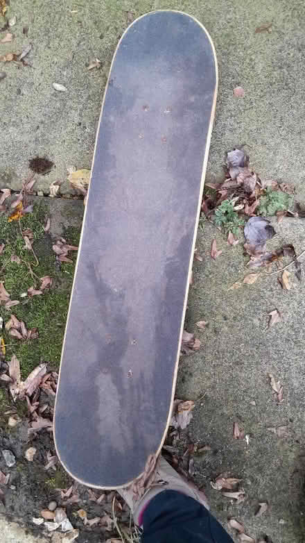 Photo of free Skateboard (Smiths Estate OX28) #1