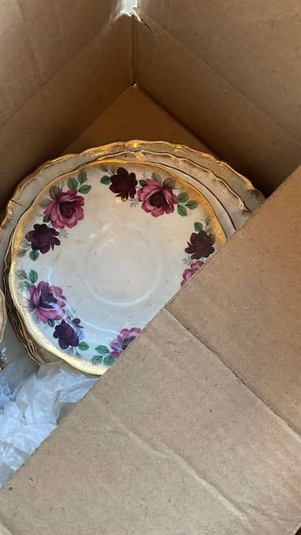 Photo of free Vintage floral tea set (Birdham) #1