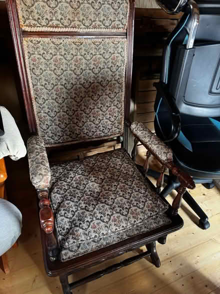 Photo of free Antique Rocking Chair / c.1920 (TN2 3HT) #2