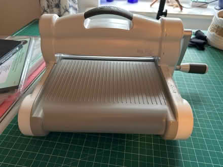 Photo of free Sizzix Big shot machine and plates (Blaby LE8) #3