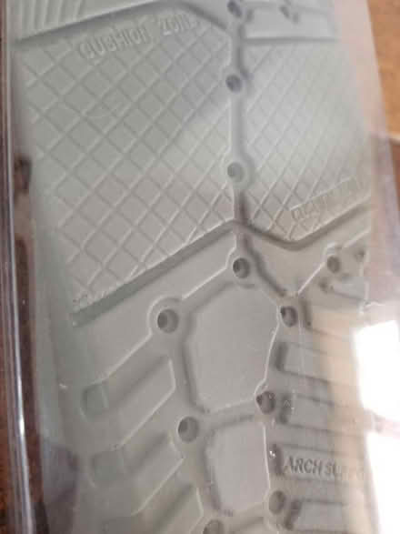 Photo of free DeWalt insoles new in pack (Gloucester) #4