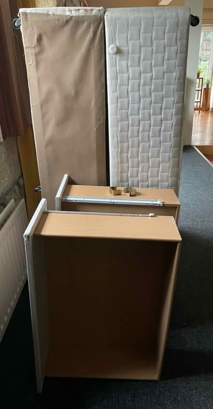 Photo of free King Divan with 2 drawers (Oakworth) #2